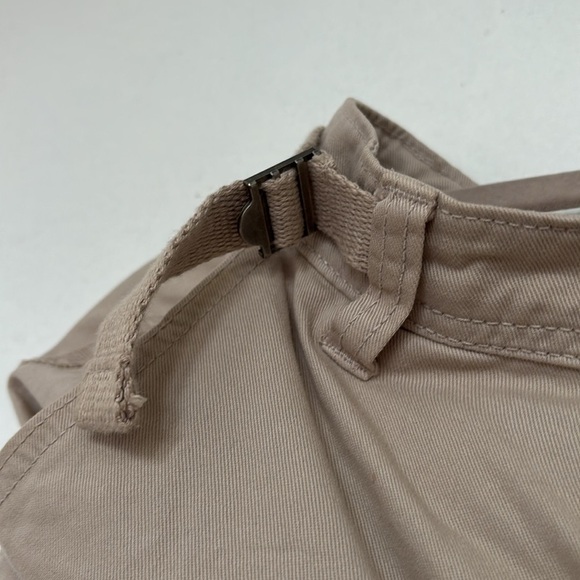 STRADIVARIUS beige cargo pants size 4 - Picture 8 of 11
